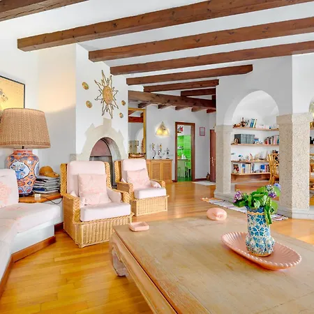 Villa Miramar *