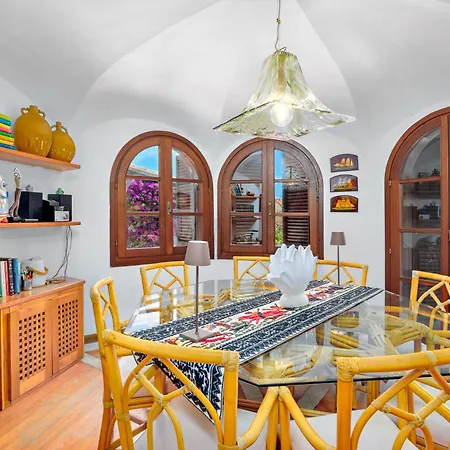 Villa Miramar *