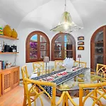 Villa Miramar *