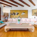 Miramar Villa *